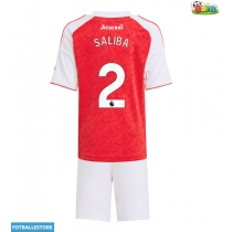 Arsenal William Saliba #2 Hjemmedraktsett Barn 2025-26 Kortermet (+ Korte bukser)